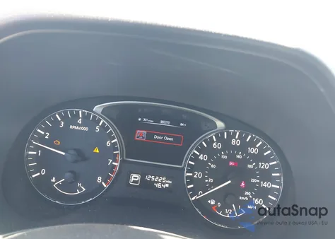 2014 Nissan Pathfinder Platinum из США, поврежденный, VIN 5N1AR2MMXEC726646